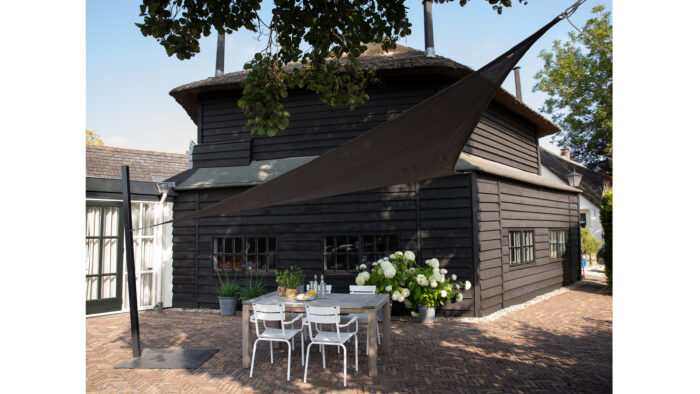 Zagiel  trojkat 90 4 x 4 x 57 m kolor Czarny